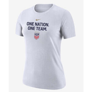 Women’s Nike Soccer T-Shirt, Large